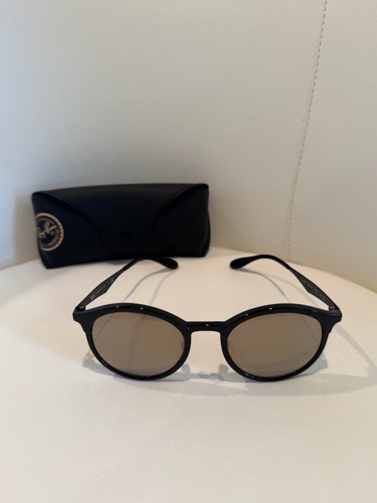 RAY-BAN EMMA 4277 Sunglasses in Black 51MM main image 5